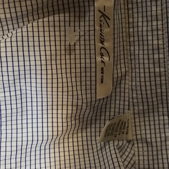 Keneth Cole Stripped dress shirt - Picture 3 of 3
